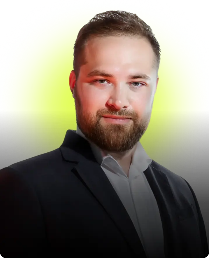 Александр Медведев